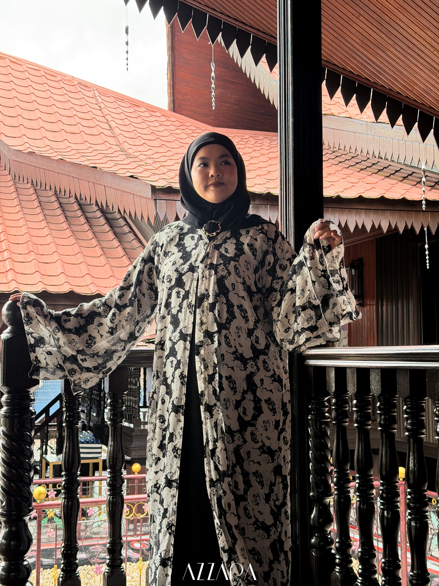 (N066) Raya Rossa - The Klasik Chiffon in Monochrome