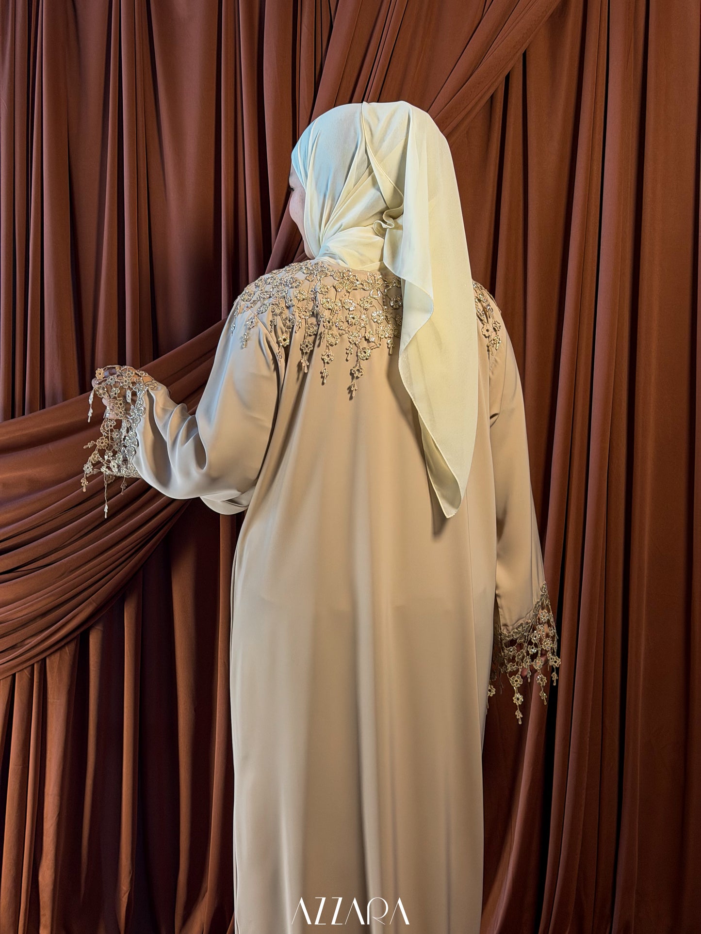 (N051) Raya Rossa - Arabian Nights in Latte