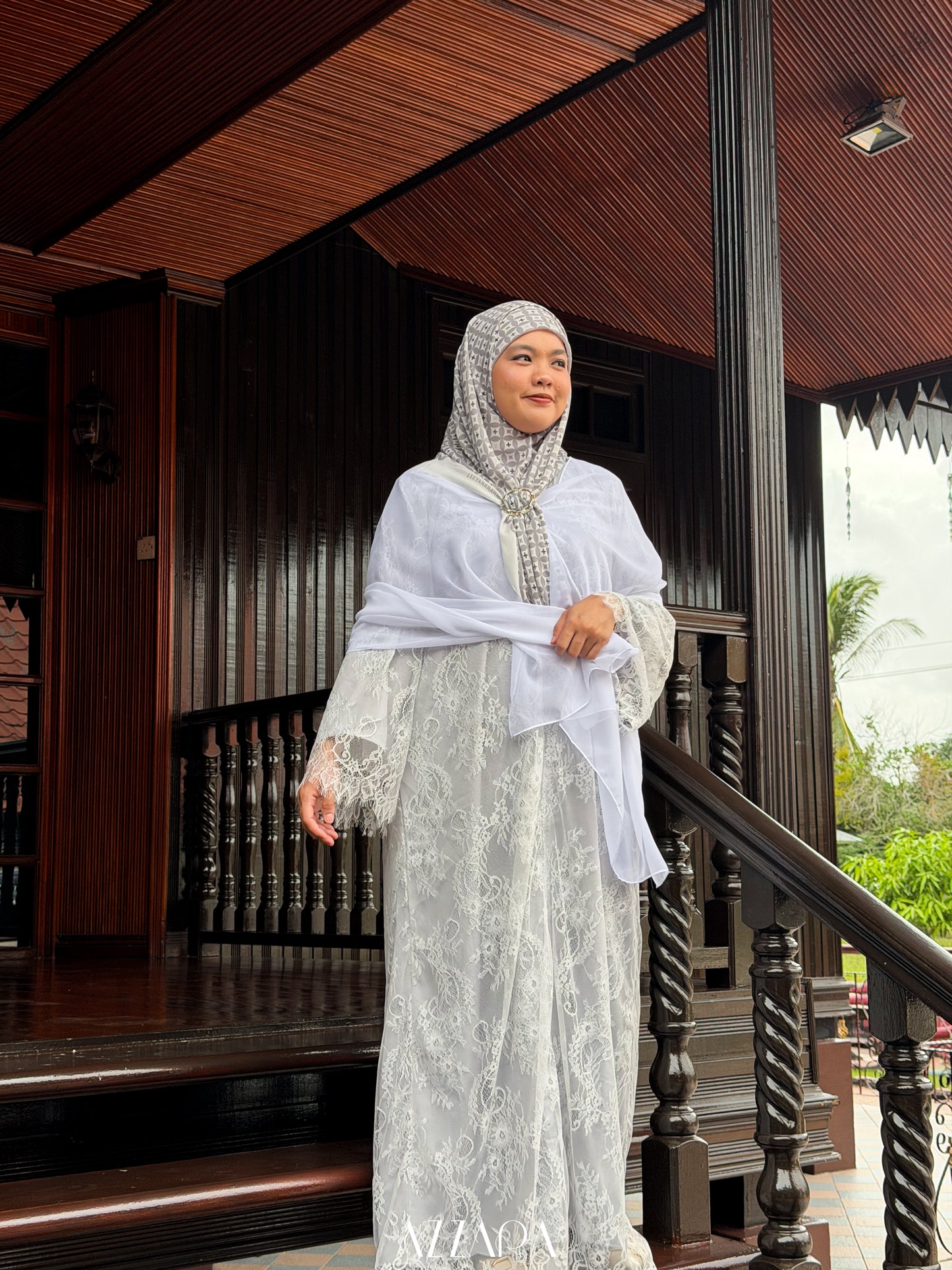 (N060) Raya Rossa - Roseburry English Lace (Light Grey)