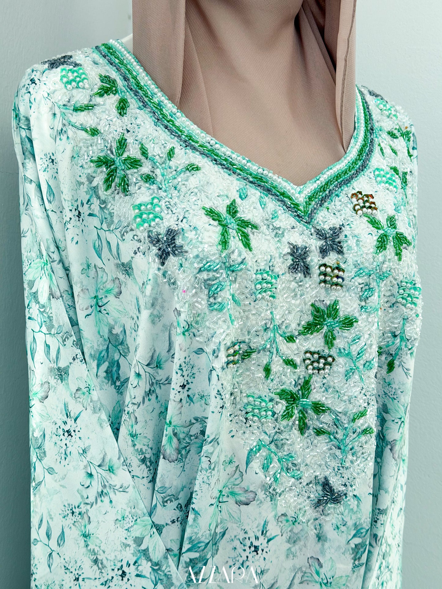 M038 - Exclusive Mukhawar (RTW)
