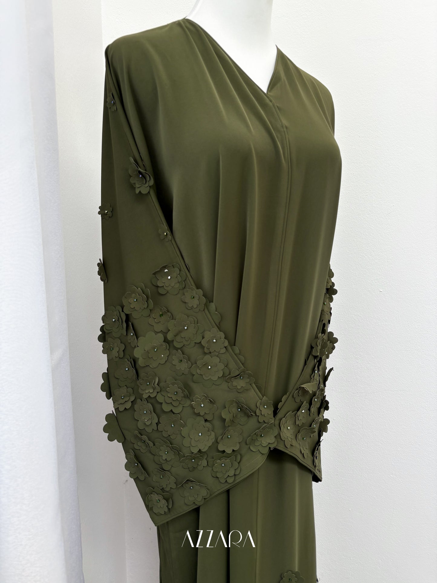 (D083) Sahara Abaya - Floral 3D in green