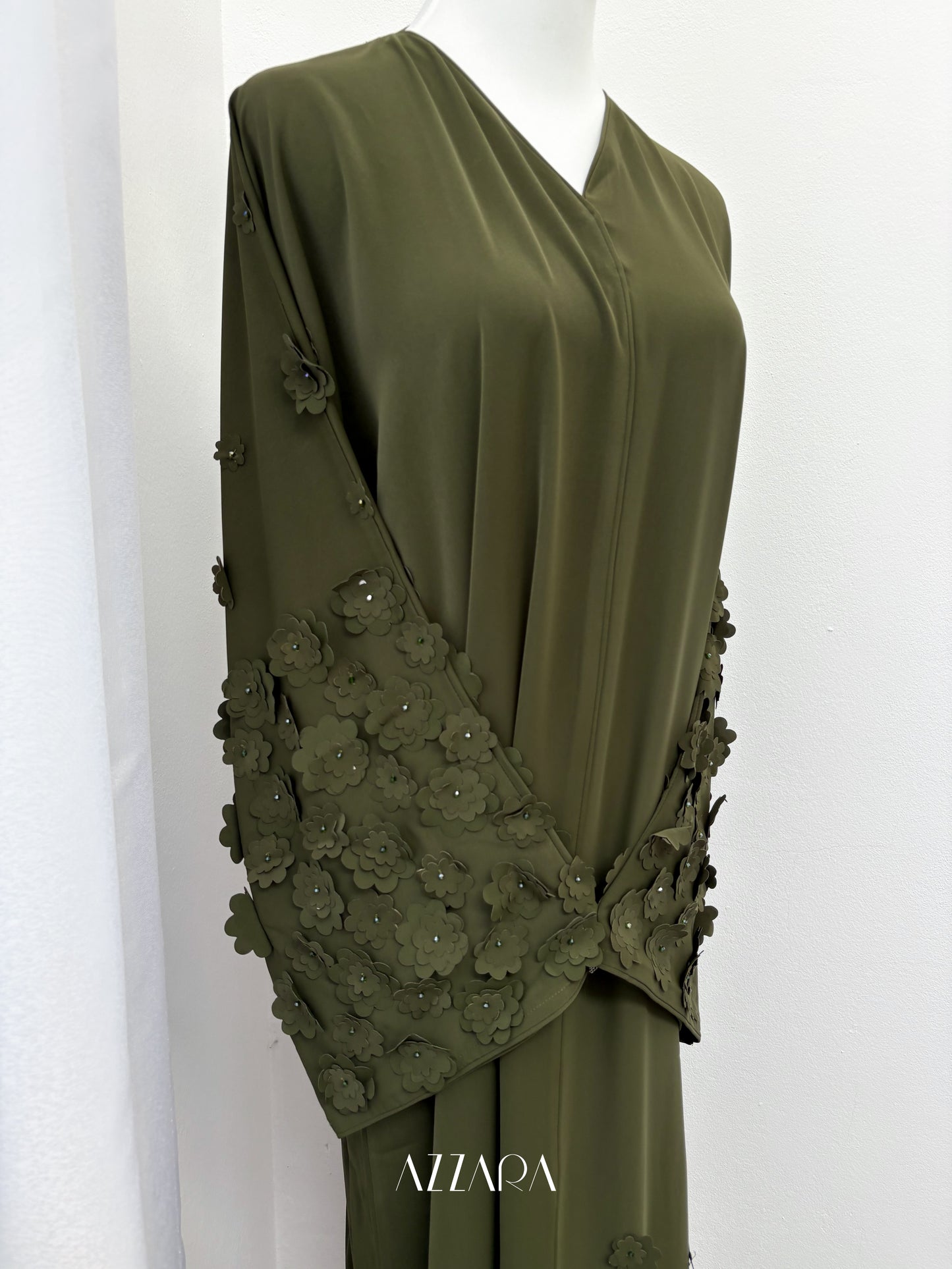 (D083) Sahara Abaya - Floral 3D in green