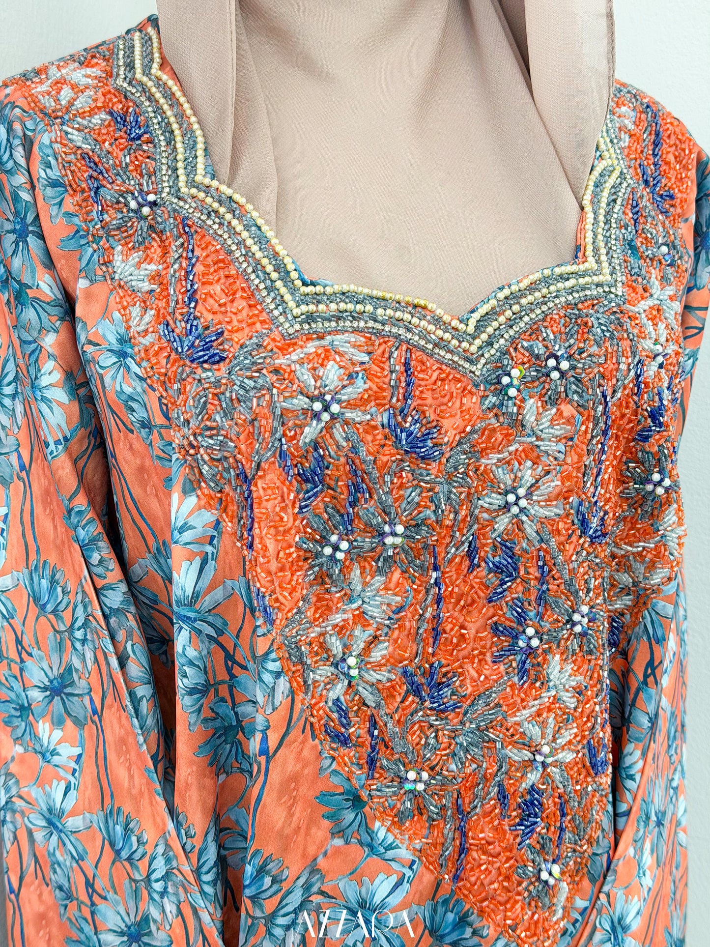 M037 - Exclusive Mukhawar (RTW)
