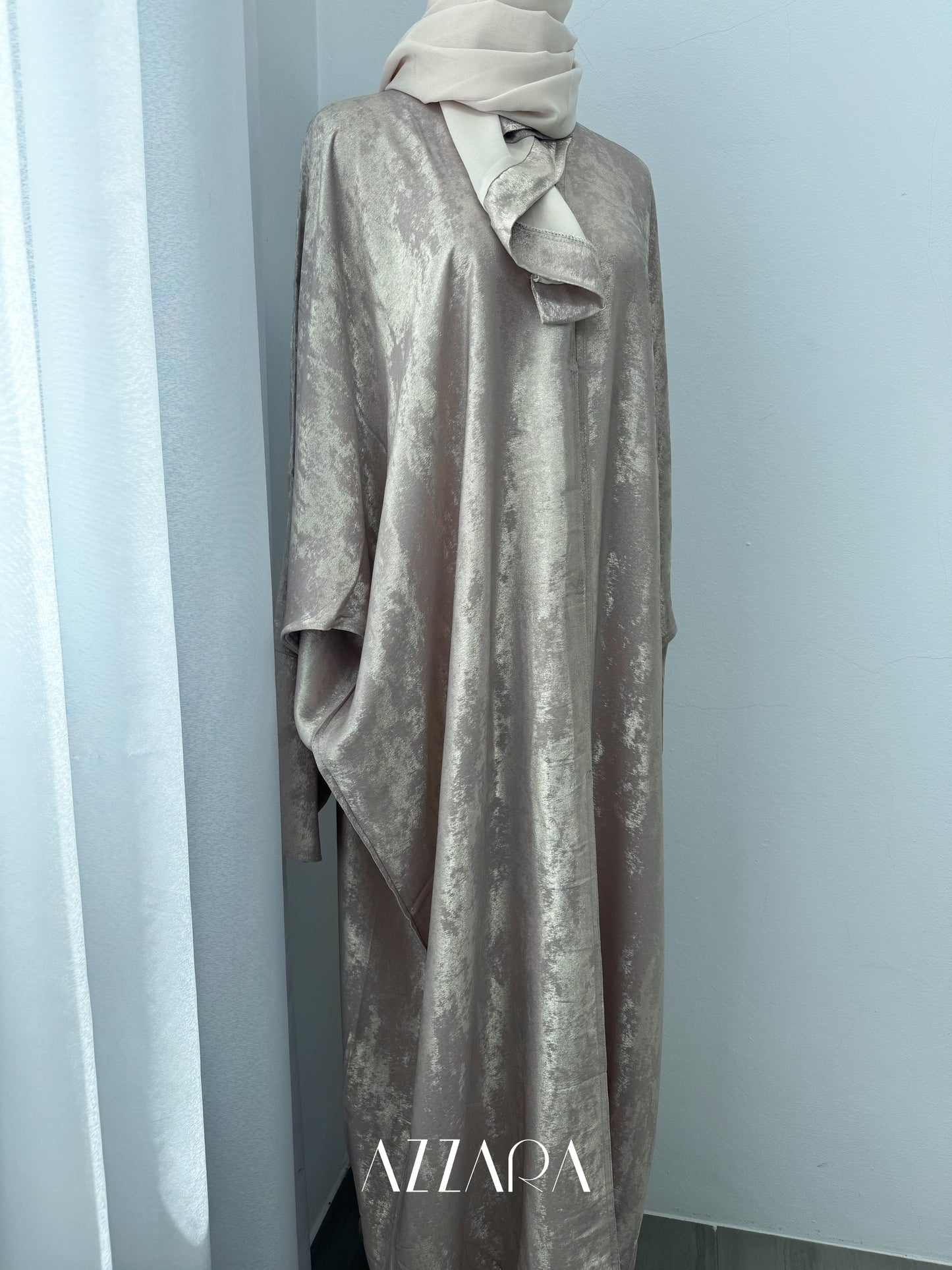 Sahara Abaya (D052) - Golden Beige Shimmer Batwing