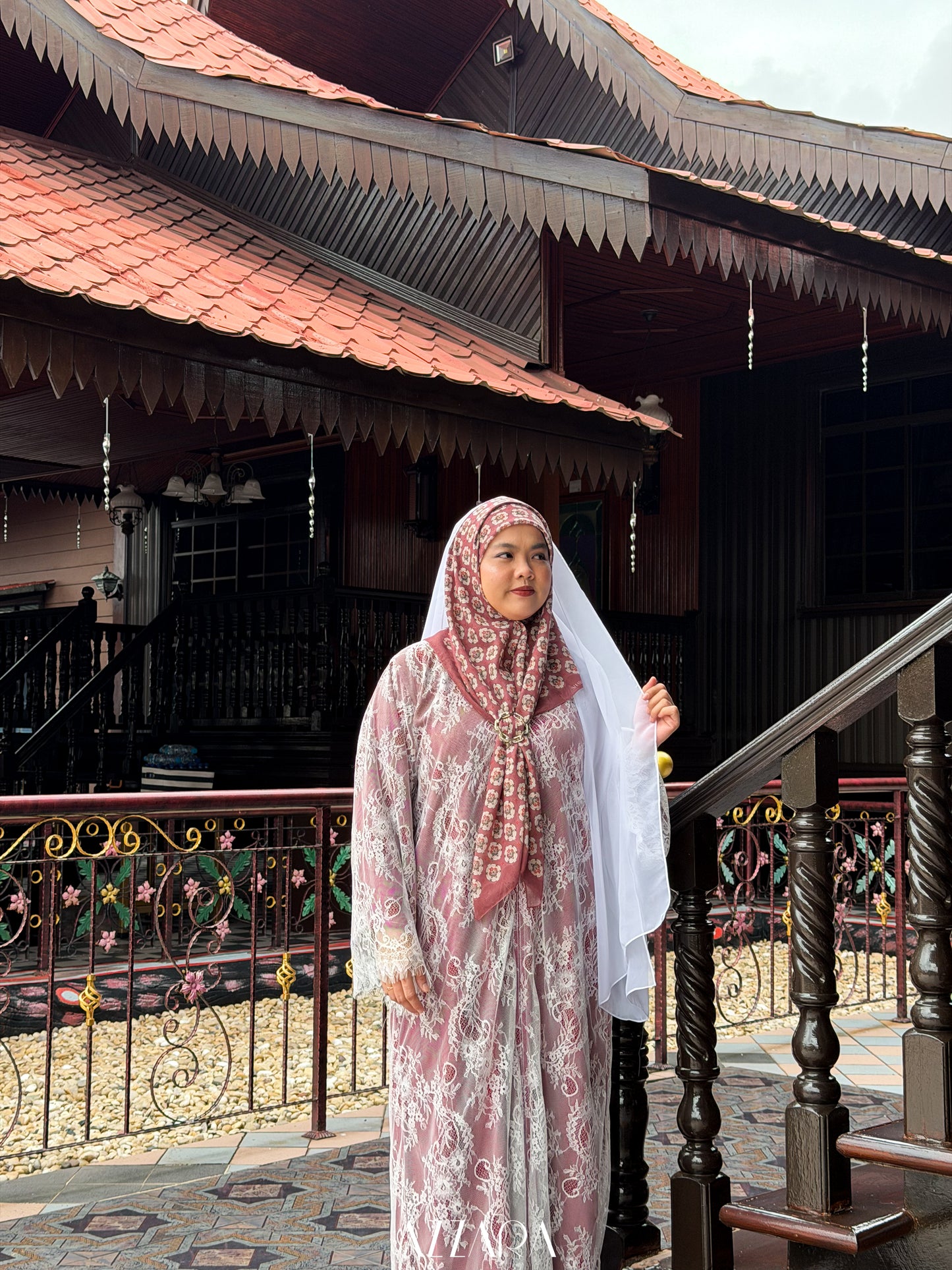 (N062) Raya Rossa - Roseburry English Lace (Maroon)