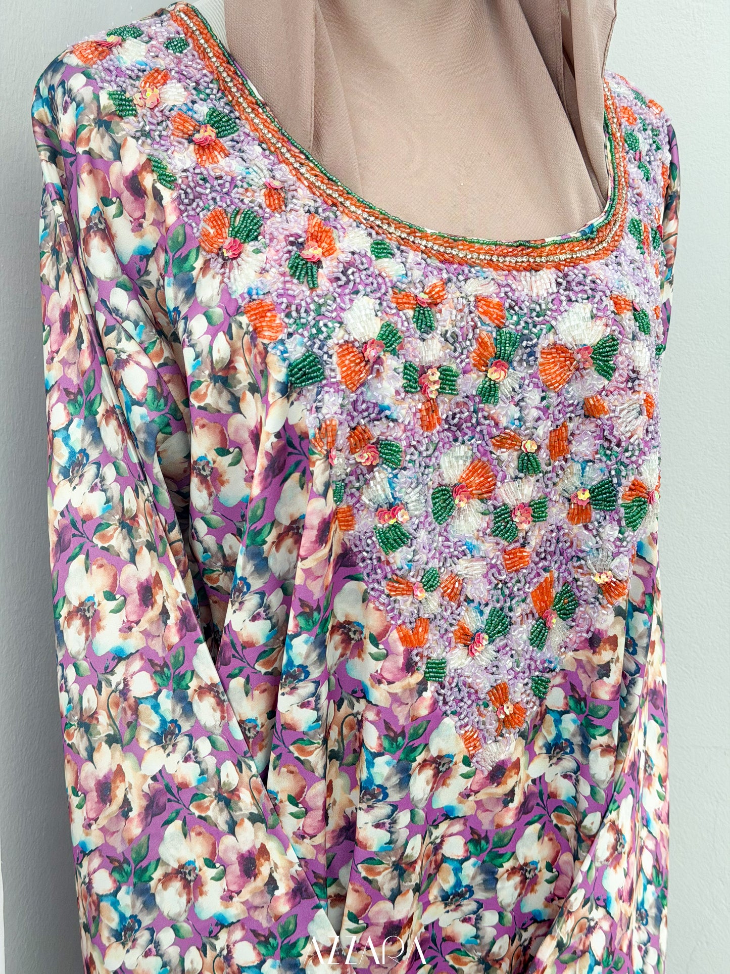 M027 - Exclusive Mukhawar (RTW)