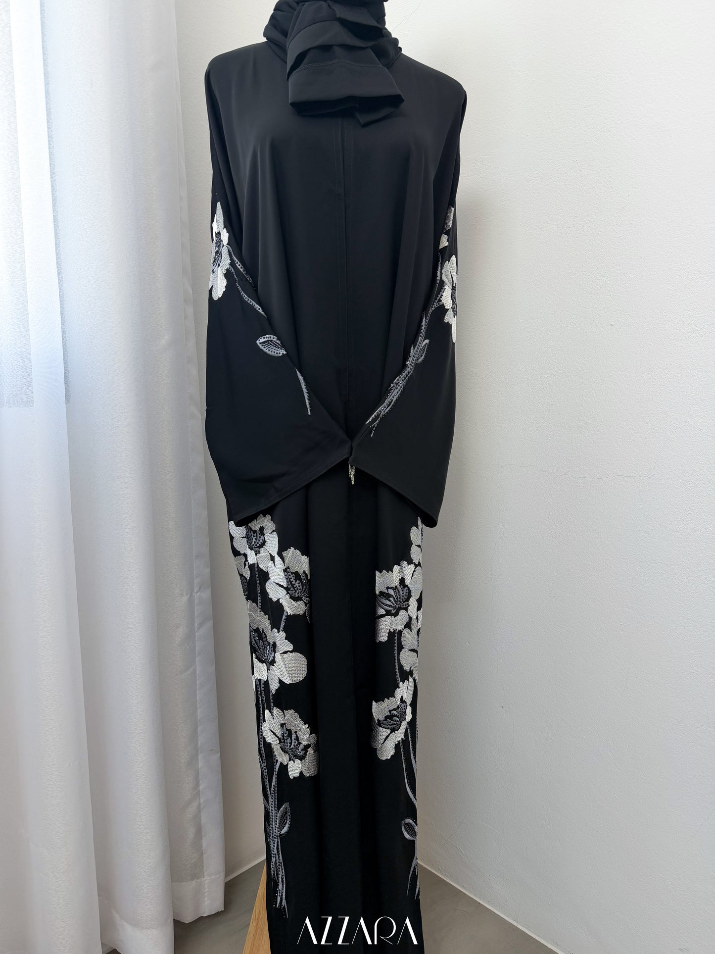 (D091) Sahara Abaya - Gray Flower Embroidery