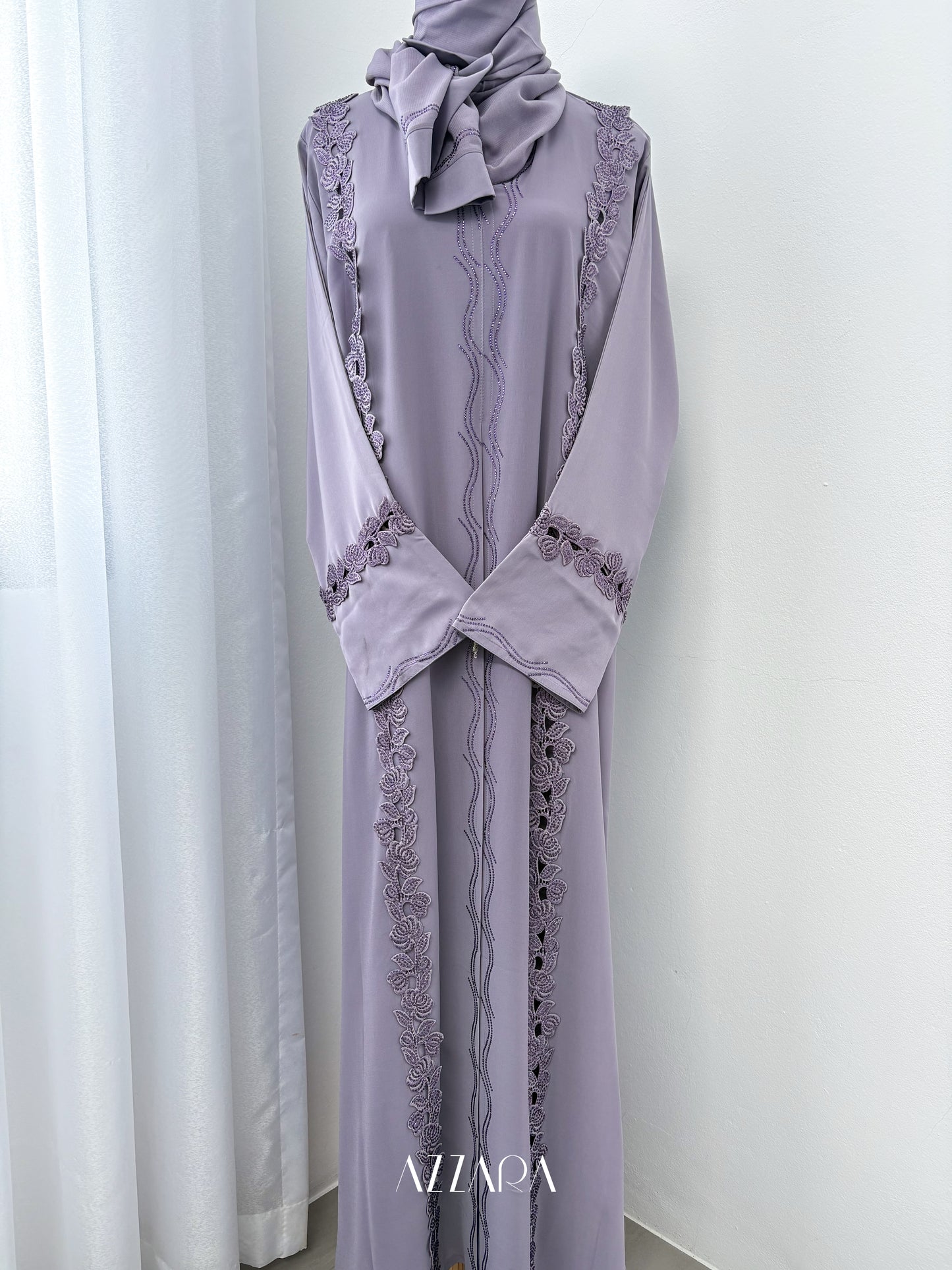 (D075) Sahara Abaya - Purple Beads