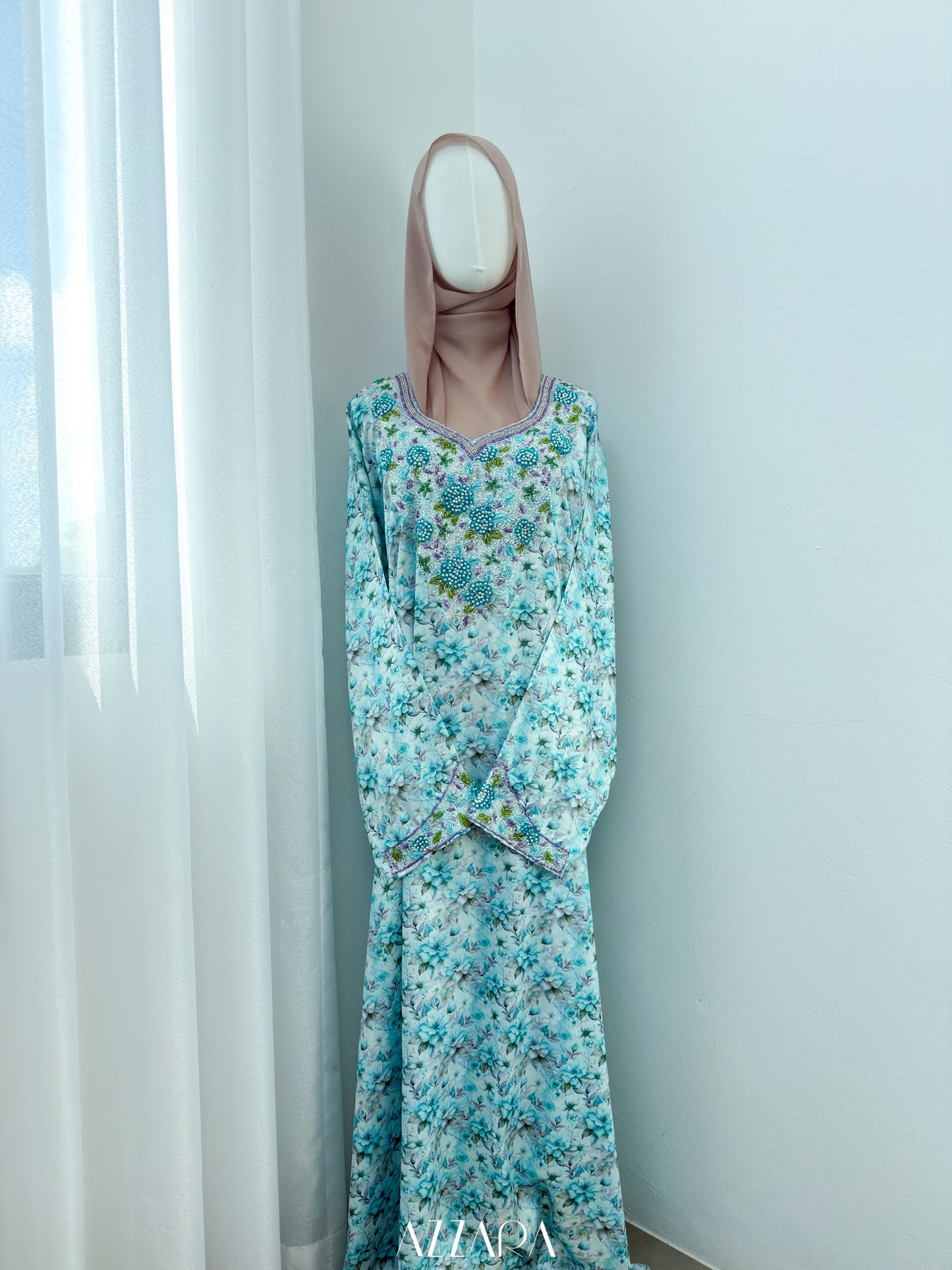 M028 - Exclusive Mukhawar (RTW)