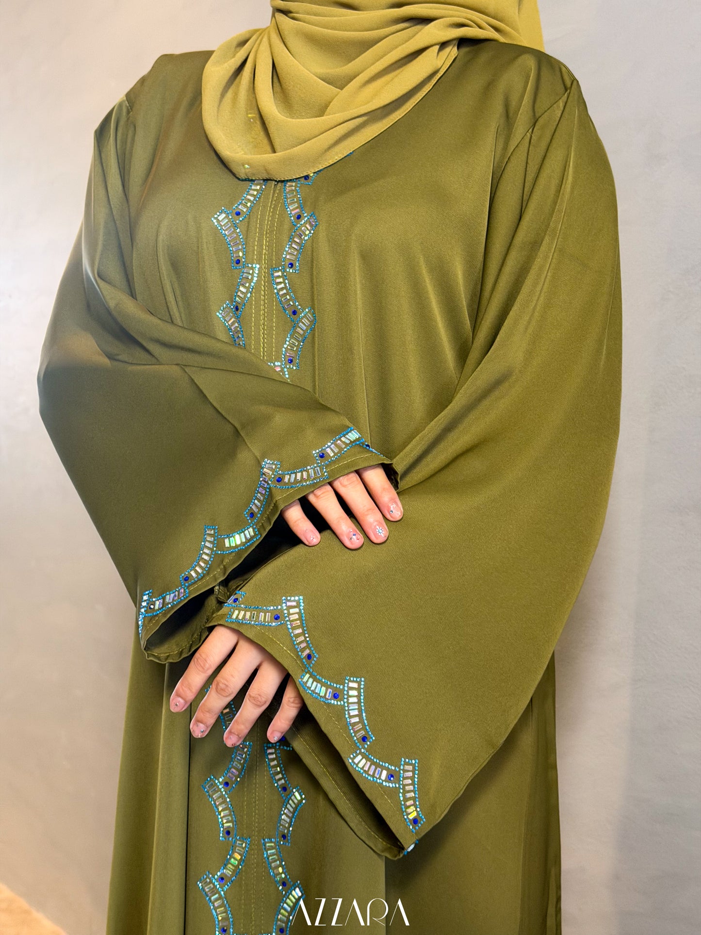 (L010) - Petra Stones in Olive