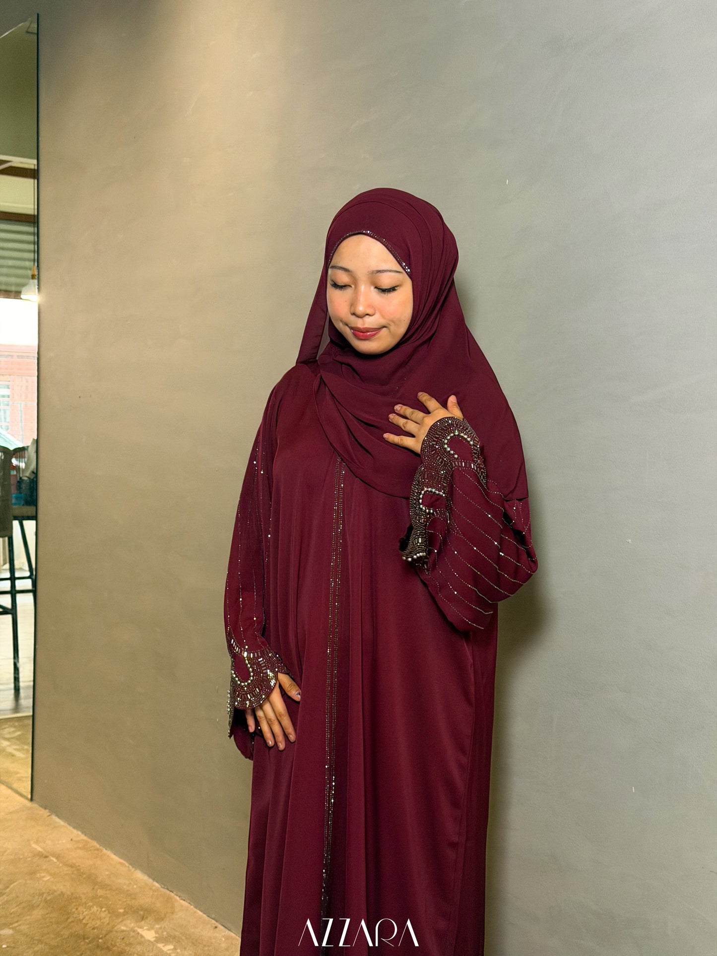 (L001) - Soraya in Dark Maroon