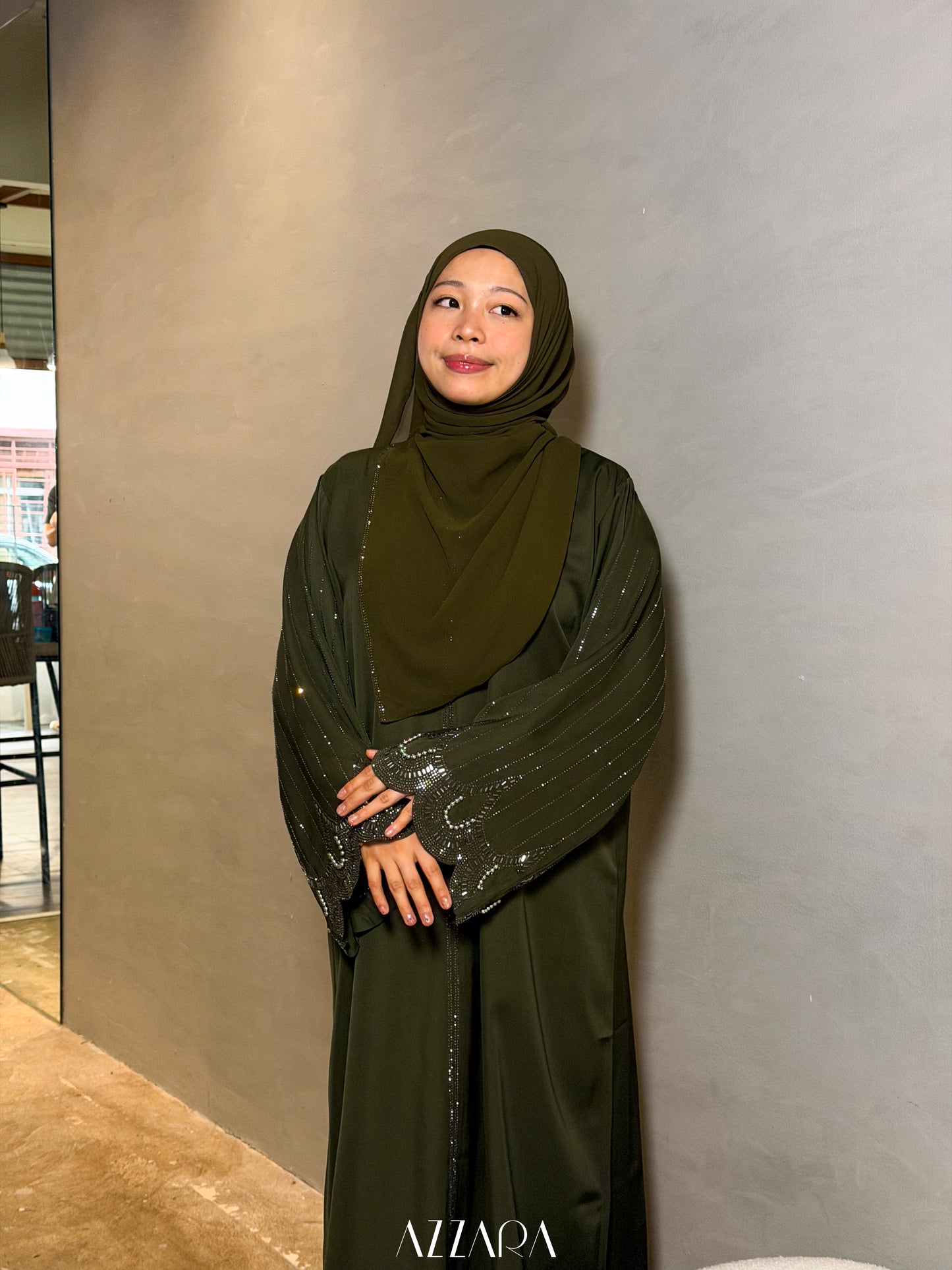 (L002) - Soraya in Dark Green