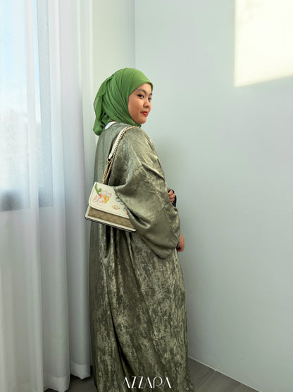 (N041) Ophelia Velvet in Emerald Green