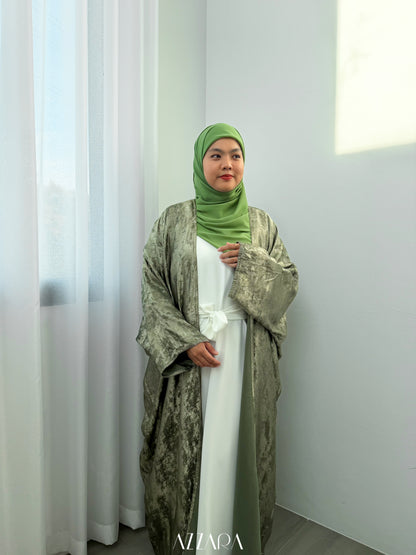 (N041) Ophelia Velvet in Emerald Green