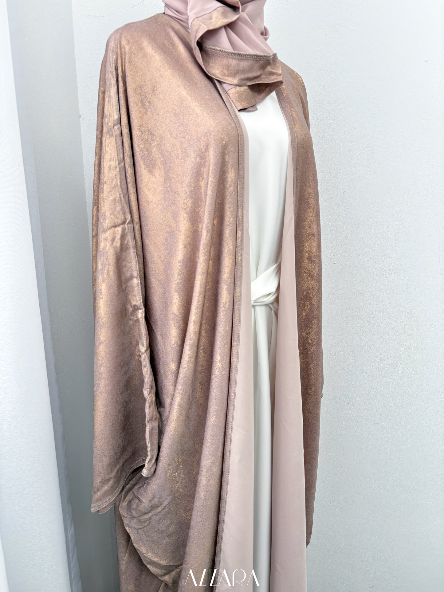 (N039) Ophelia Velvet in Pale Brown