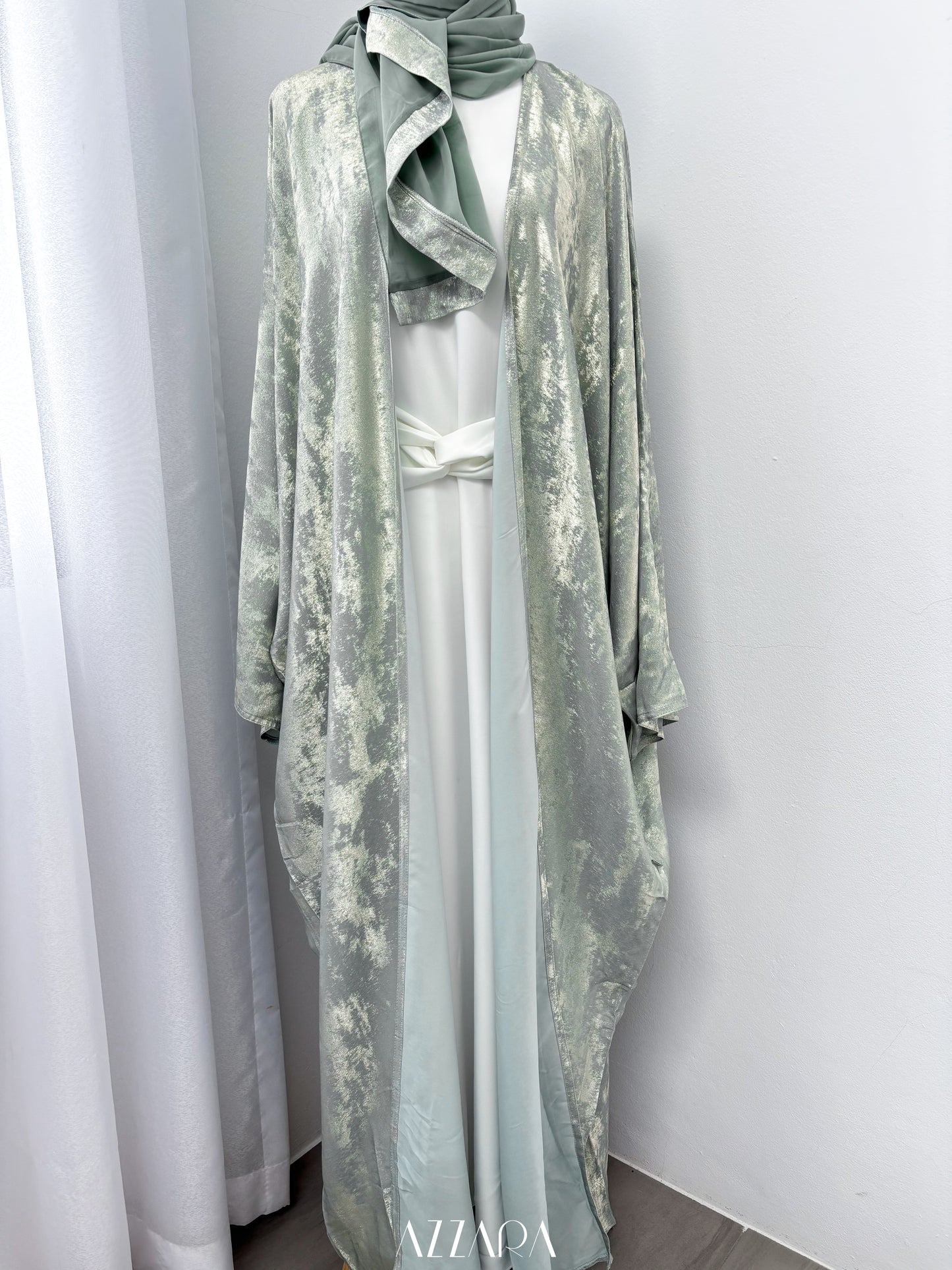 (N040) Ophelia Velvet in Turquoise Green