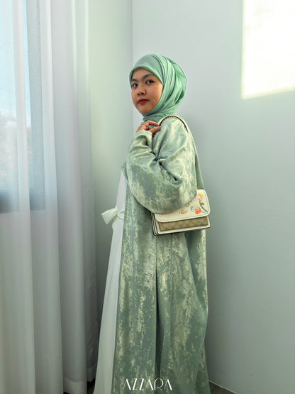 (N040) Ophelia Velvet in Turquoise Green