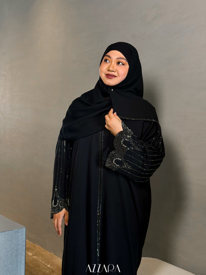 (L034) - Soraya Muses in Black