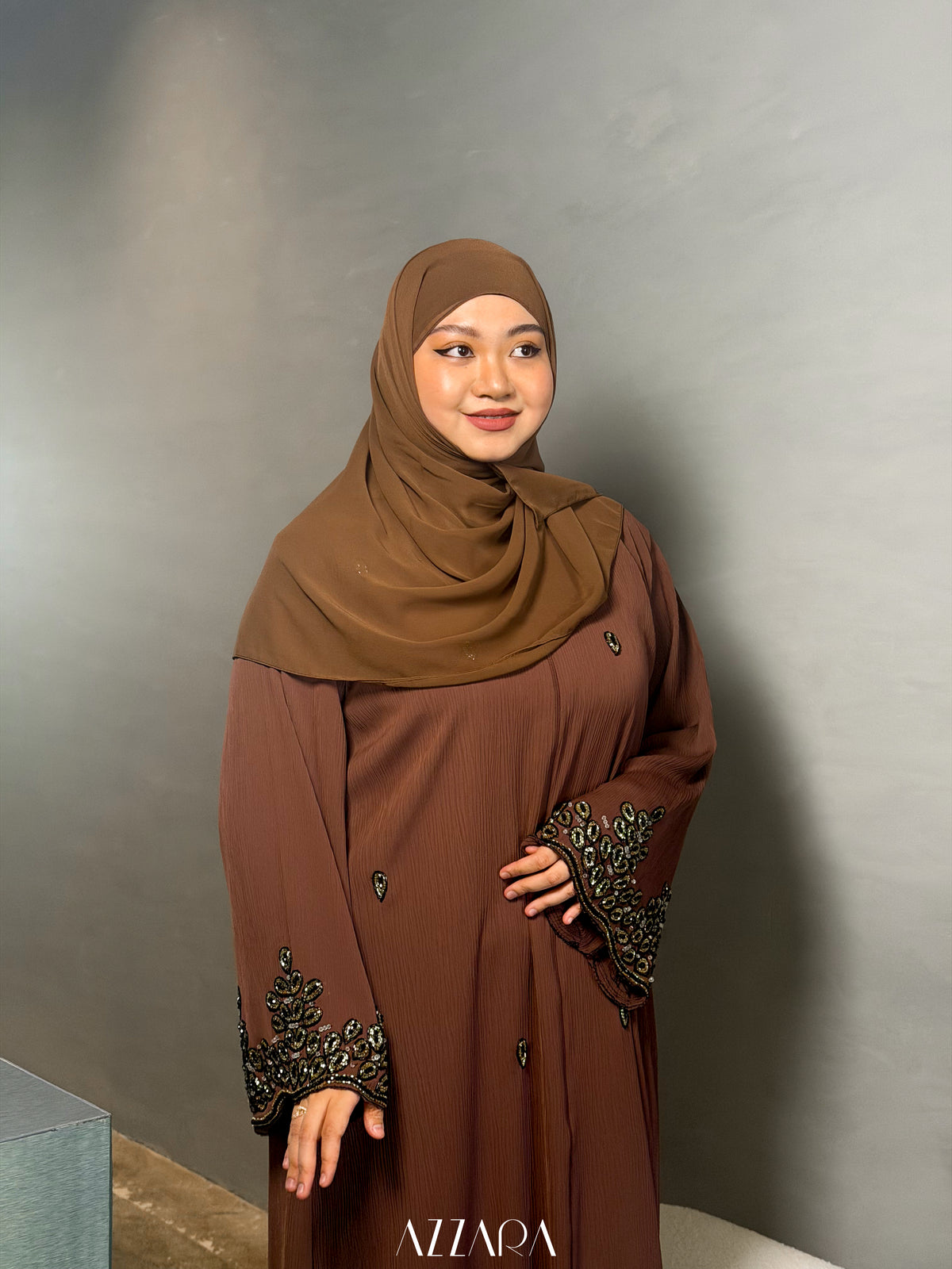 (L036) - Icon Muses in Premium Mocha Truffle